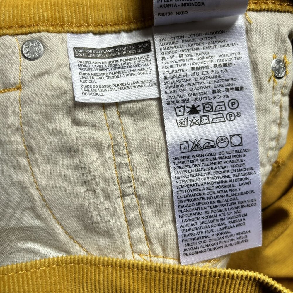 Levis 502 Taper Corduroy Jeans Mens W32 L32 Pants mustard NWT. - Picture 10 of 11